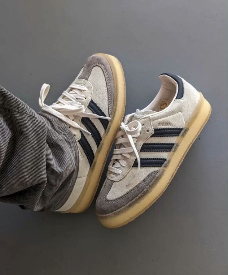 Hoe valt de Adidas Gazelle? | De Ultieme Maat- en Pasvormgids