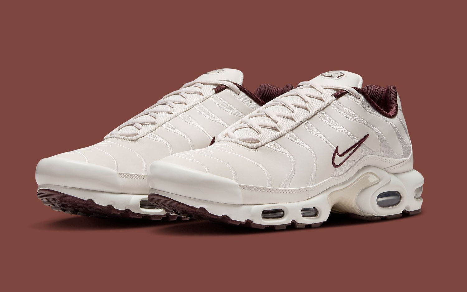 Nike Air Max Plus PRM 'Phantom & Light Bone'