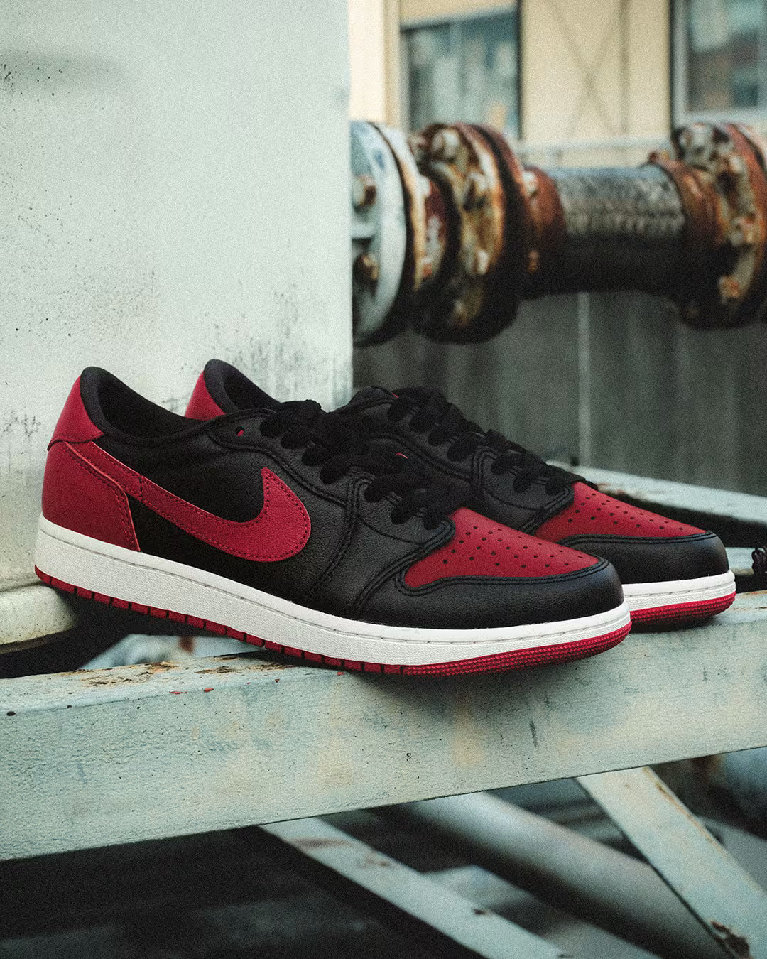 Alles wat je moet weten over de Jordan 1 Low OG Banned release