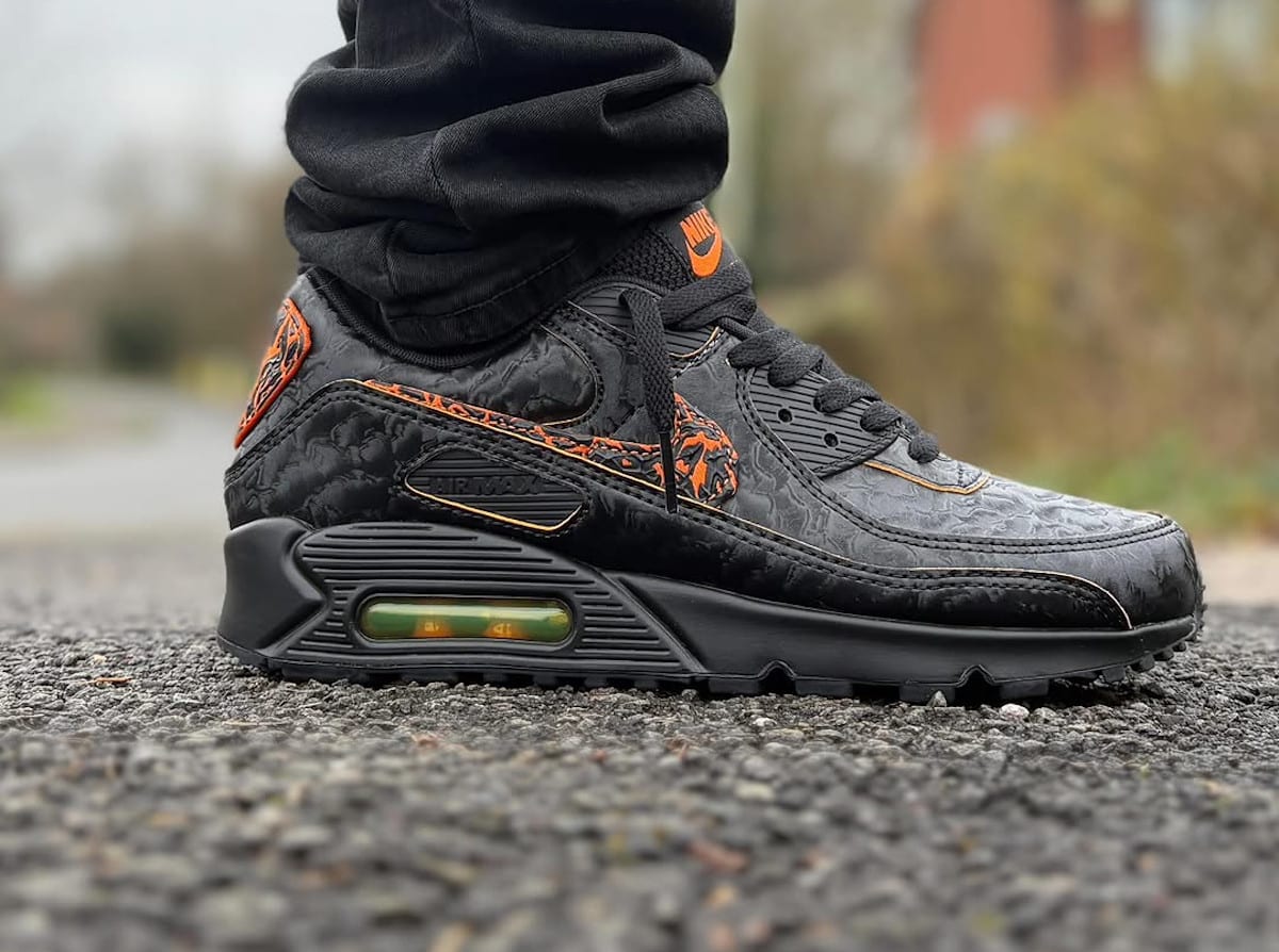 Nike Air Max 90 QS 'Volcano'