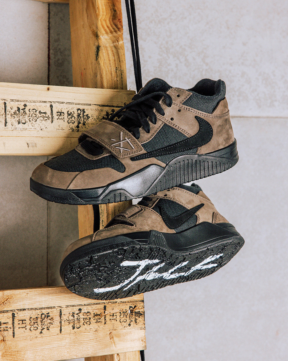 Release van de Air Jordan Jumpman Jack TR Travis Scott Dark Mocha: Een