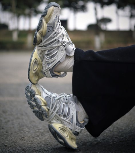 adidas XLG Runner Deluxe Grey Metallic Silver