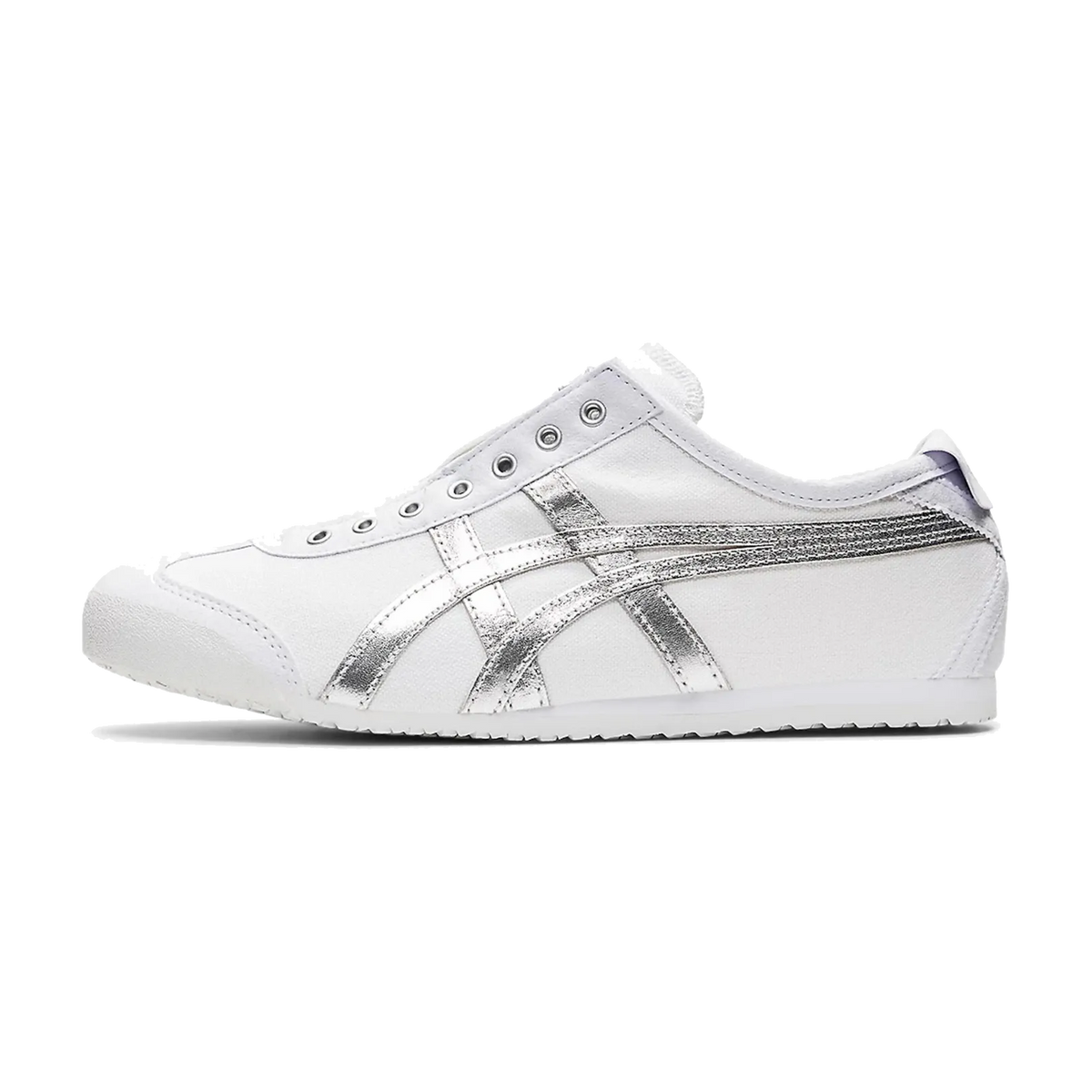 Onitsuka Tiger Mexico 66 Slip-On White Pure Silver, zijaanzicht met witte upper, zilveren streep en oogjes sluiting