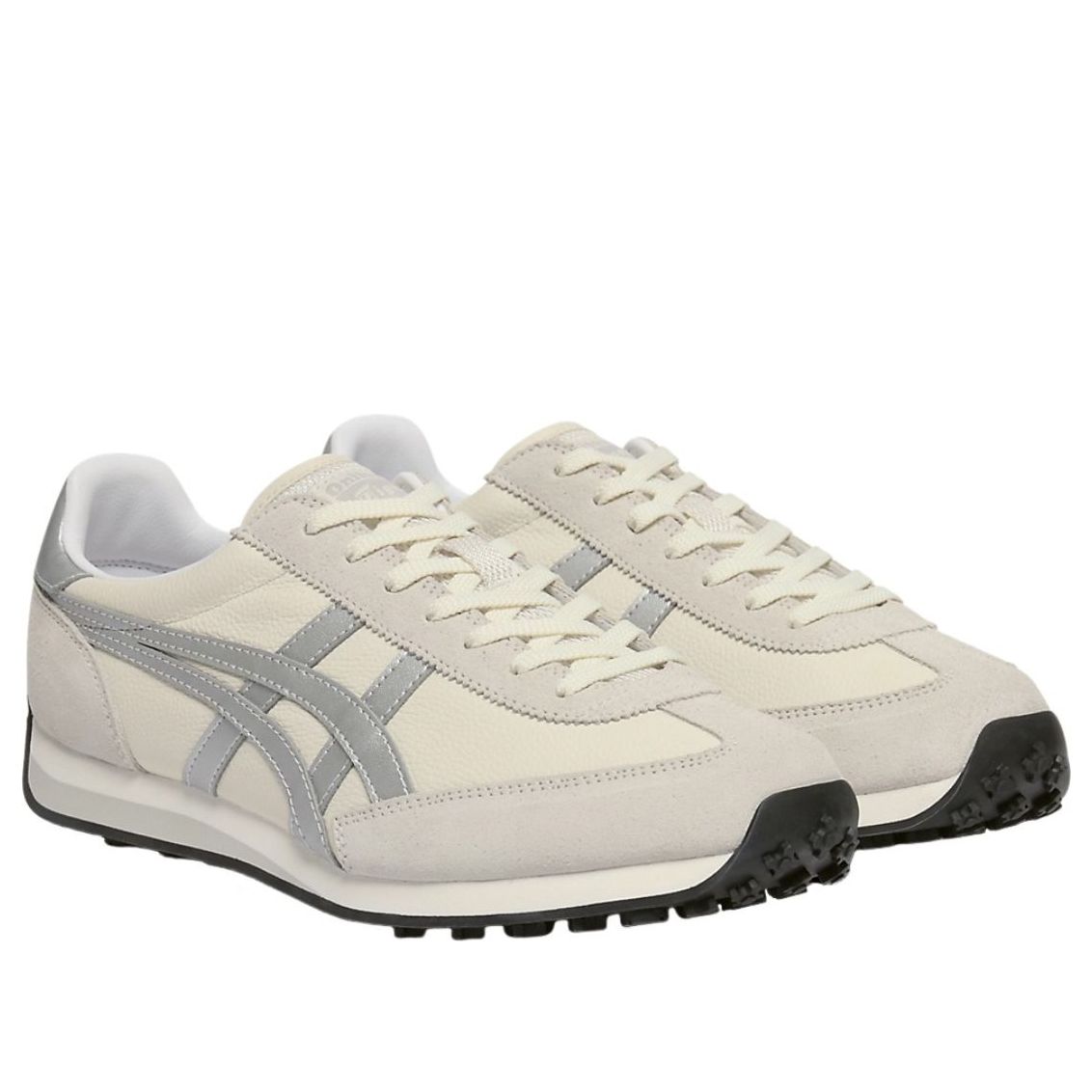 Onitsuka Tiger EDR 78 Cream Pure Silver, paar samen van voren met crème en zilver, zwarte zoolbanden