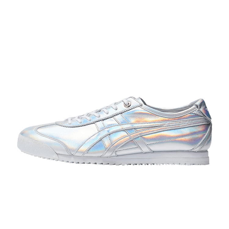 Onitsuka Tiger Mexico 66 SD Holographic, zijaanzicht met holografisch zilver glansend leer en contrasterende strepen