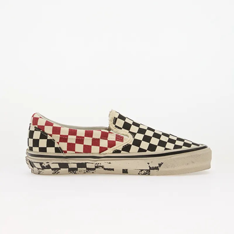 Vans LX Classic Slip-On 98 Act of Disagreement Black Checkerboard