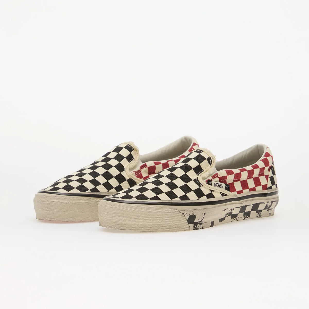 Vans LX Classic Slip-On 98 Act of Disagreement Black Checkerboard