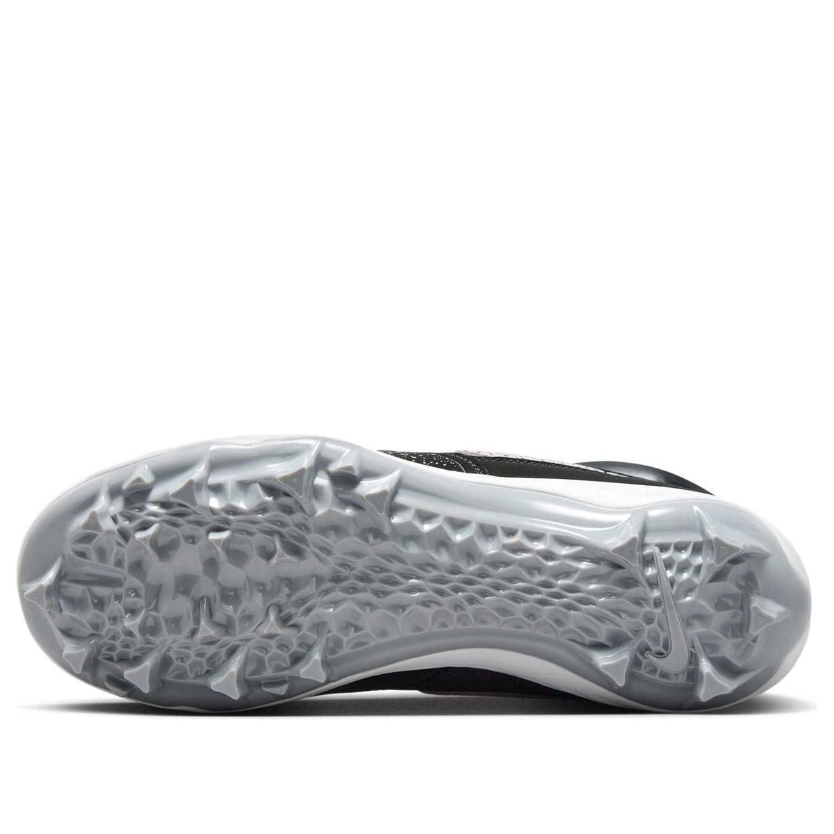 Jordan Stadium 90 Low TD Black Cement zoolprofiel toont structuur voetbalcleats in grijs en wit
