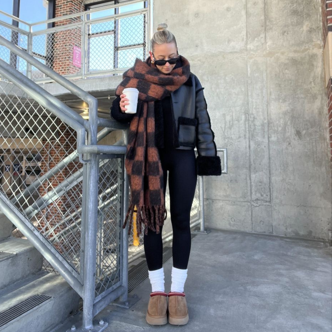 UGGS TAZZ SLIPPER CHESTNUT