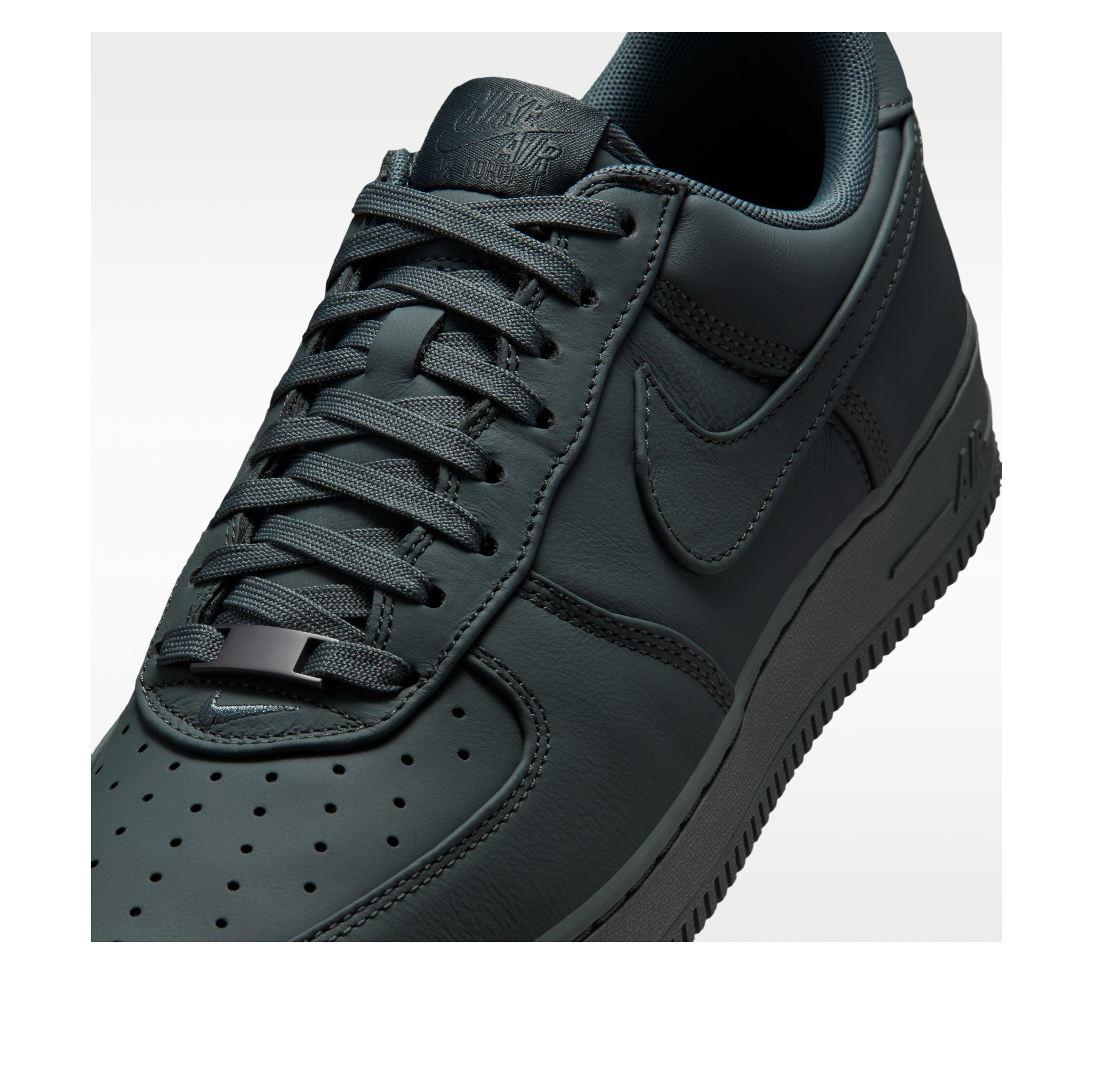 Nike Air Force 1 Low Retro Premium Bomber Grey