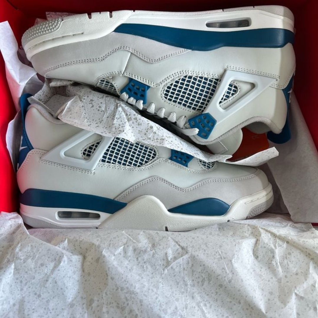 Air Jordan 4 Retro Military Blue (2024)
