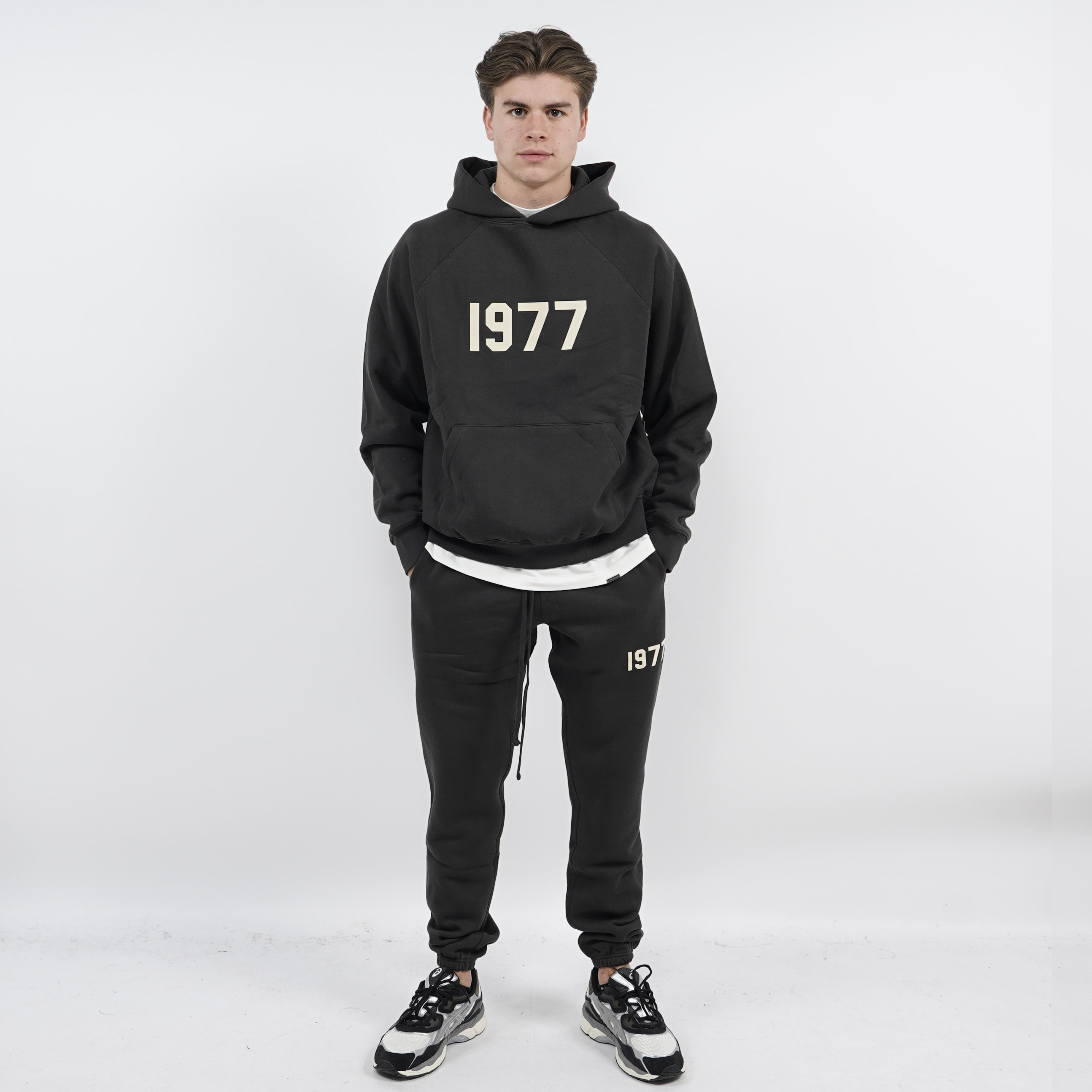 Fear of God Essentials 1977 Iron Black Full set