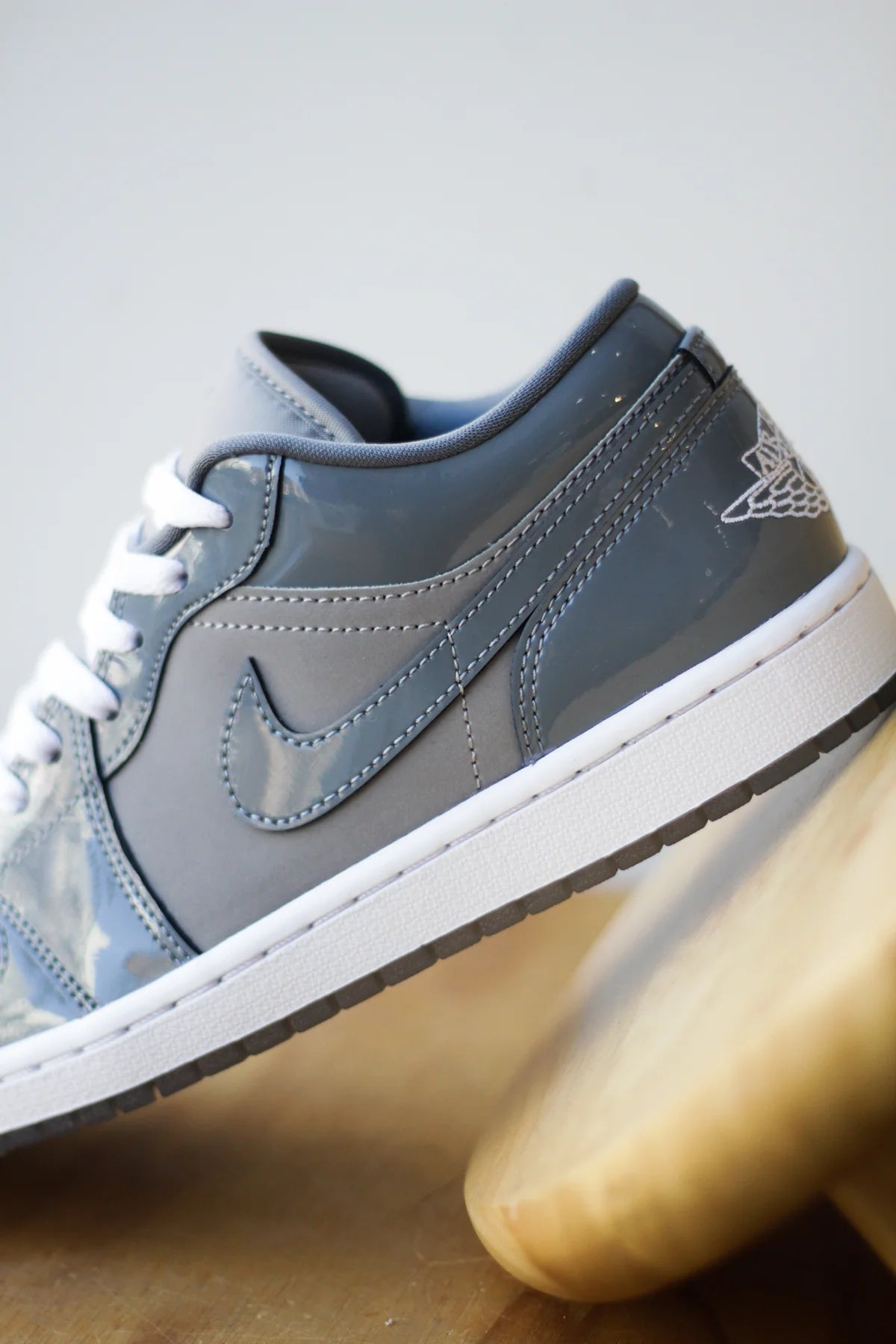 Jordan 1 Low SE Medium Grey Cool Grey White