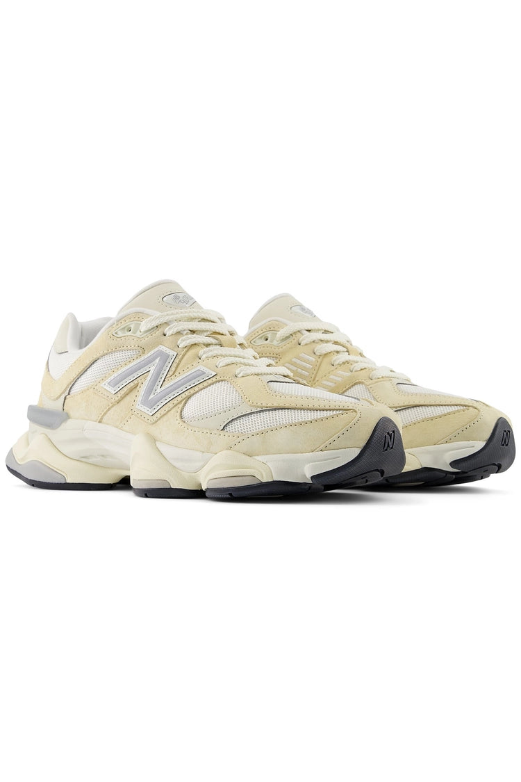 New Balance 9060 Calcium Sea Salt