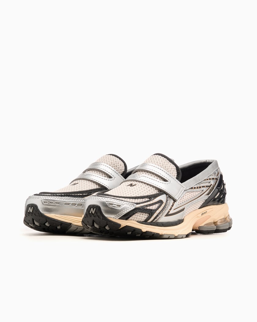 New Balance 1906L Silver Metallic Cream