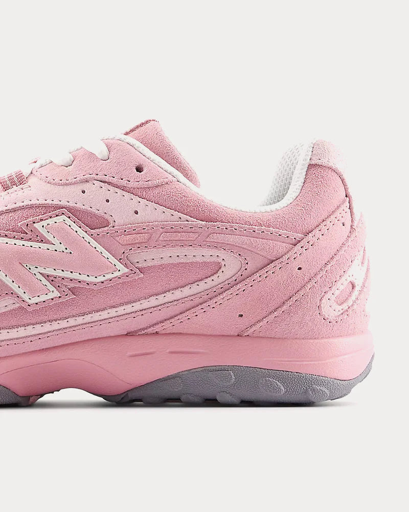 New Balance 204L
Pastel Pink