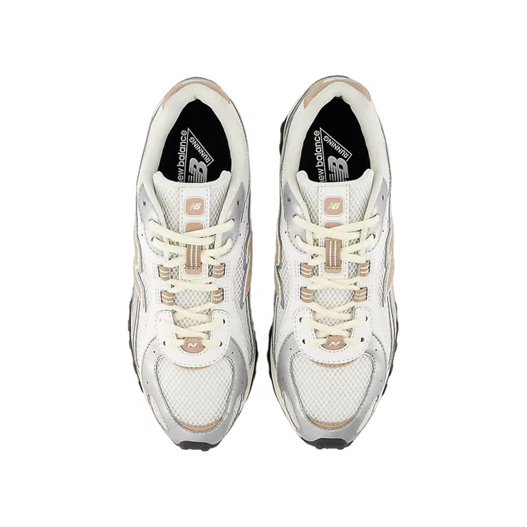 New Balance 204L Silver Metallic Flat Taupe