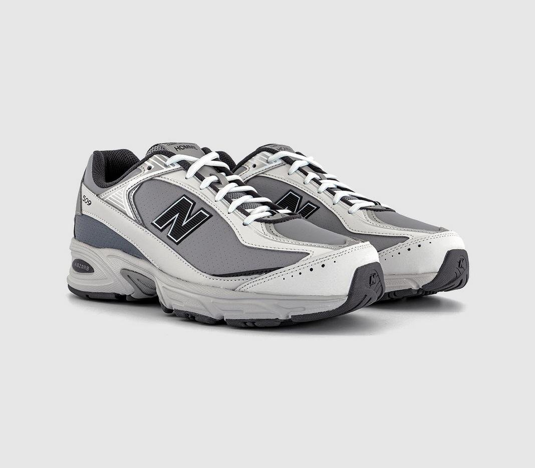 New Balance 509
Comme des Garçons Homme Grey