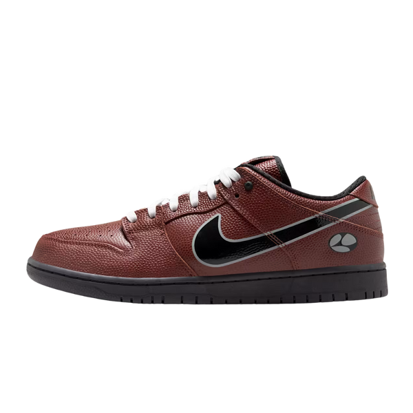 Nike SB Dunk Low Limosine Skateboards