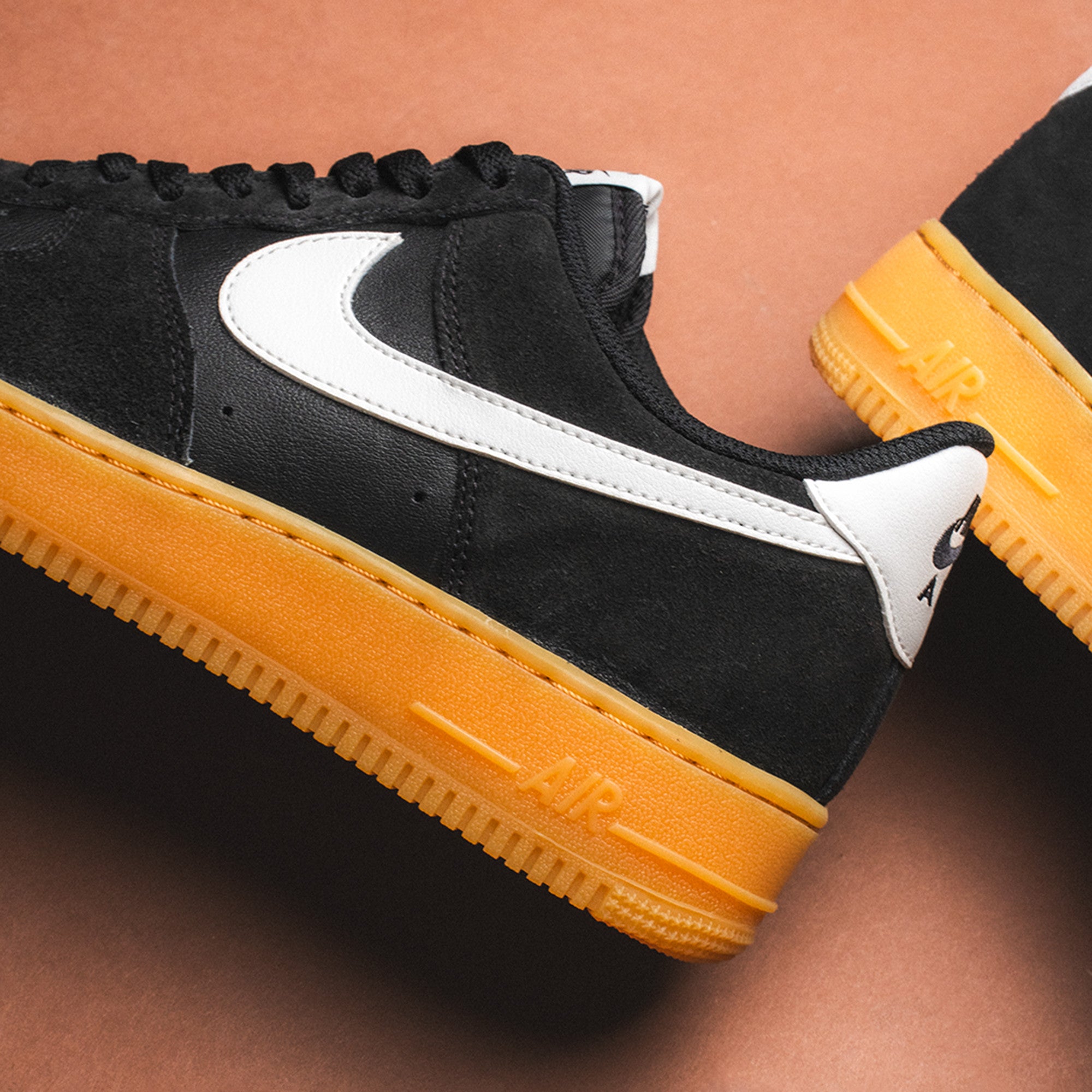 Nike Air Force 1 Low '07 LV8 Black Summit White Gum
