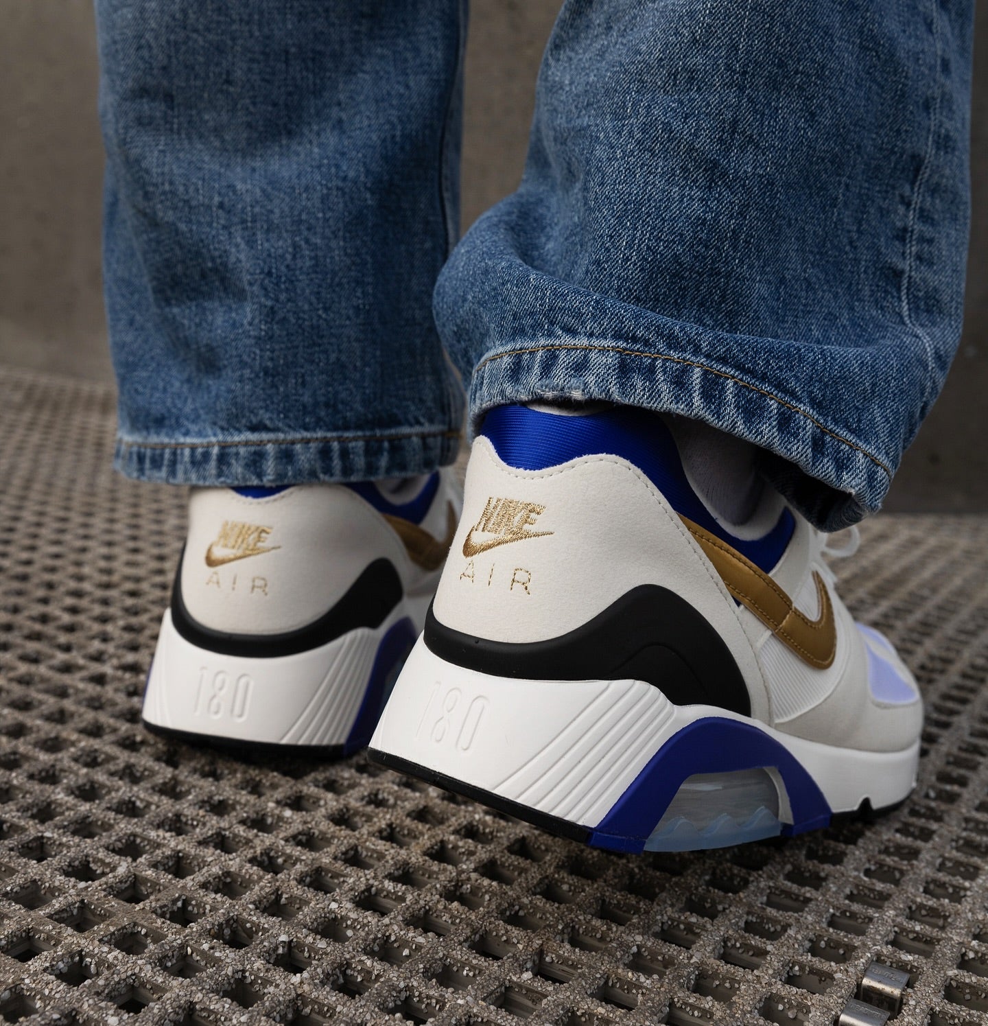 Nike Air Max 180 Summit White Concord