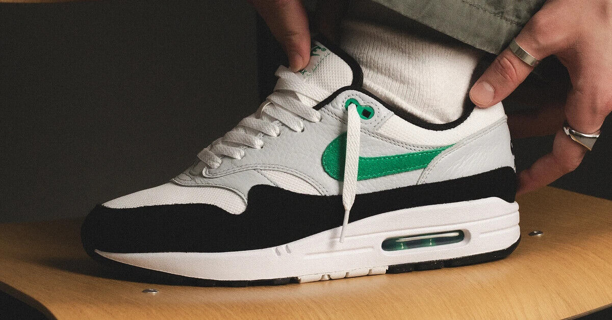 Nike Air Max 1 White Black Stadium Green