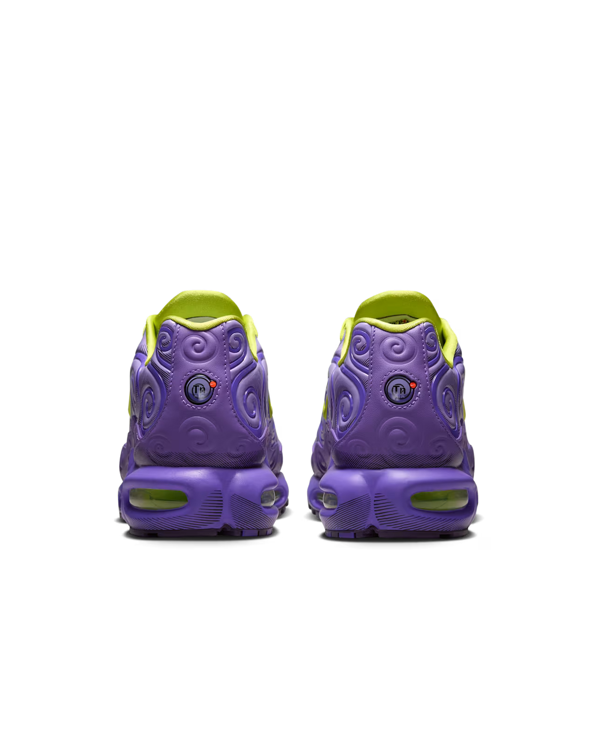 Nike Air Max Plus One Piece Gomu Gomu (With Promo Card)