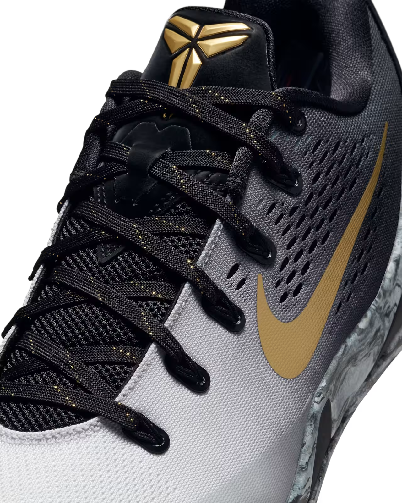 Nike Kobe 9 EM Low Protro Mambacita