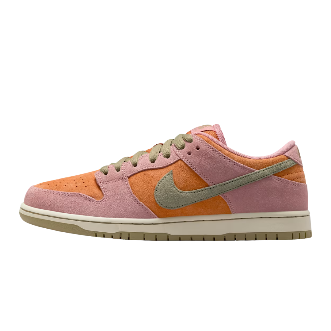 Nike Men's Sb Dunk Low 'Red Stardust' main image 0