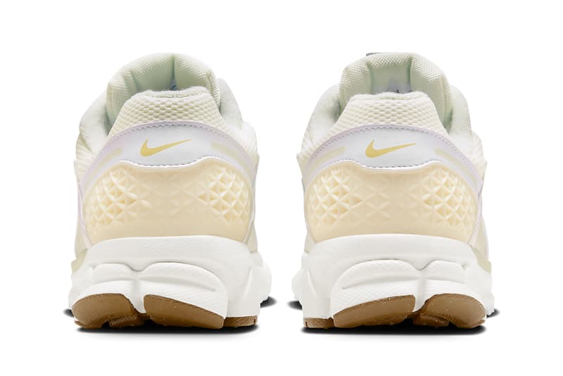 Nike Zoom Vomero 5 Sail Buff Gold