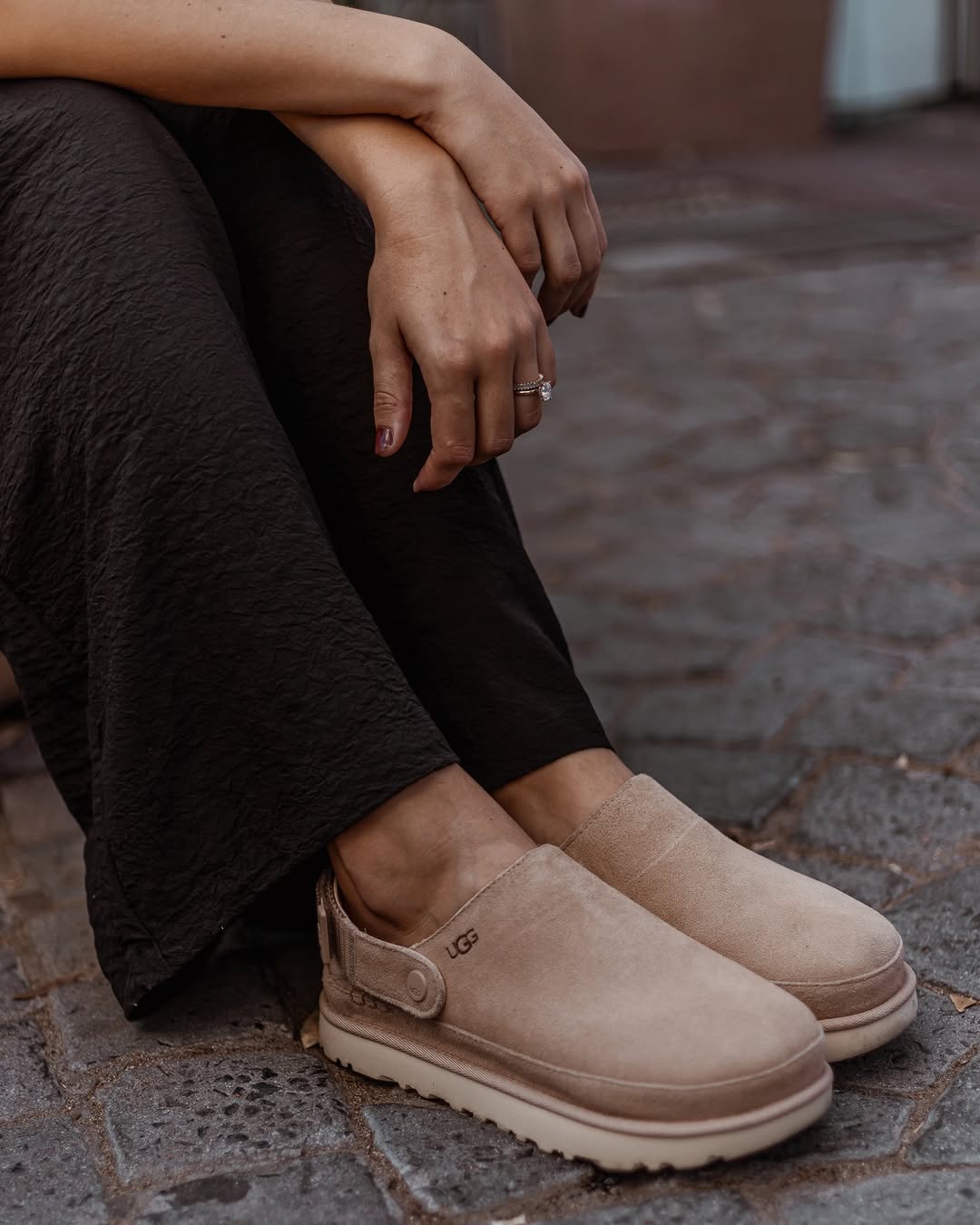 UGG Goldenstar Clog Driftwood