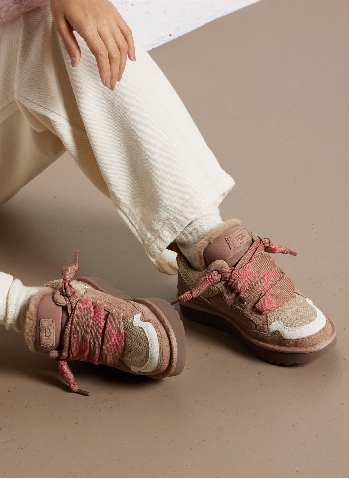 UGG Lowmel Rocky Oak