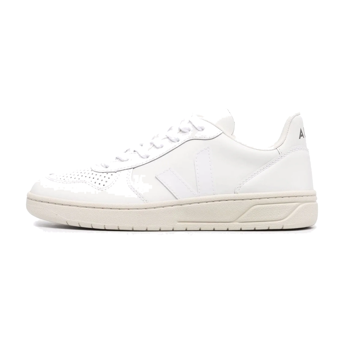 Veja V-10 Leather Extra White, zijaanzicht, wit leer met crème zool en subtiele panelen