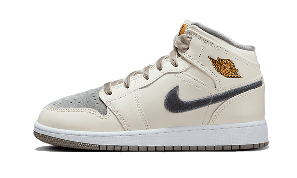 Air Jordan 1 Mid Velvet Toe - FB9899-100