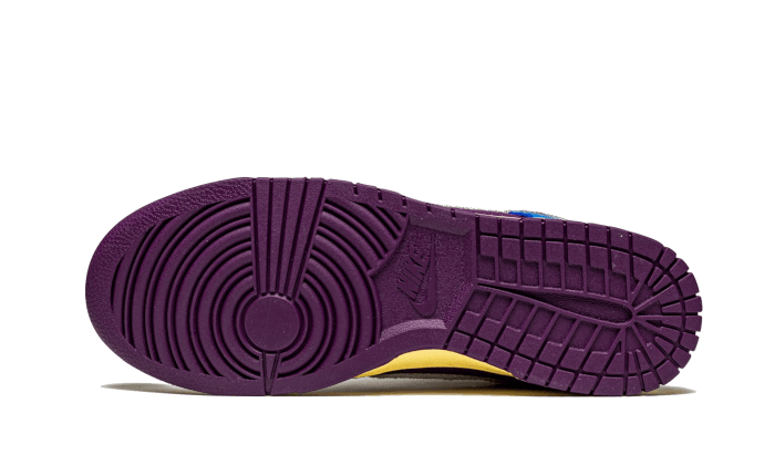 Dunk Low Undefeated 5 On It - DH6508-400