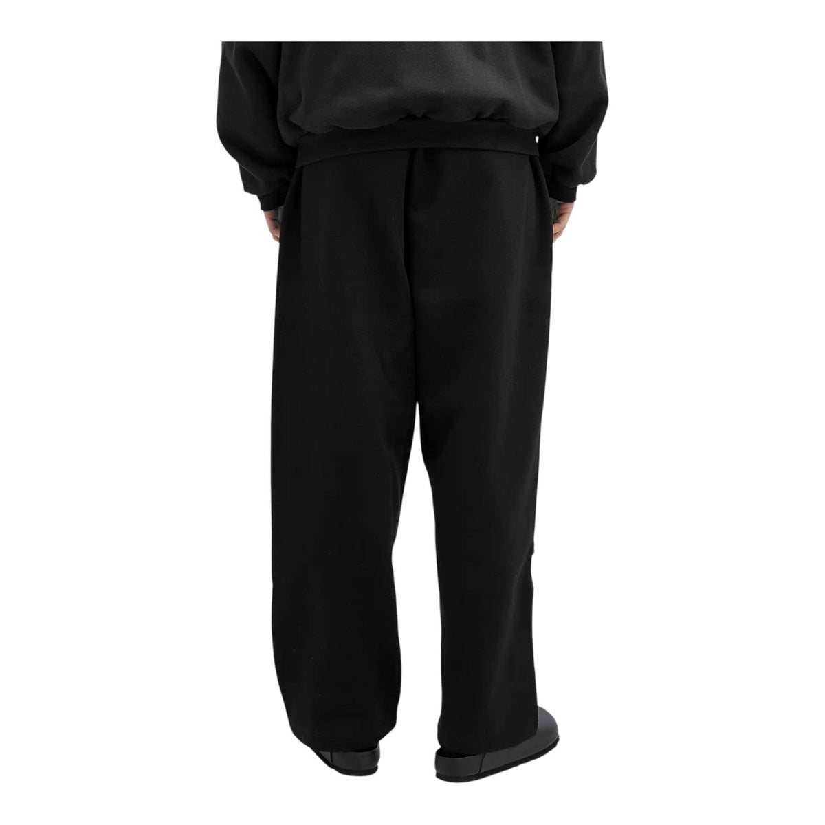 Fear of God Essentials Fleece Relaxed Sweatpant Black