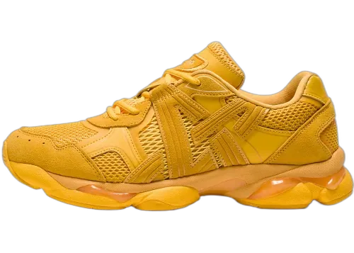 Onitsuka Tiger TIGRUN Yellow Yellow, zijaanzicht met gele mesh en suède, gestructureerde zool, vetersluiting
