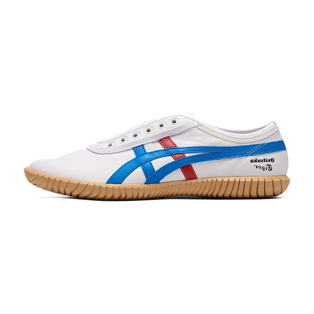 Onitsuka Tiger Tsunahiki Slip-On White Directoire Blue Red, zijaanzicht met wit canvas, blauw en rood streepdetail, gum zool