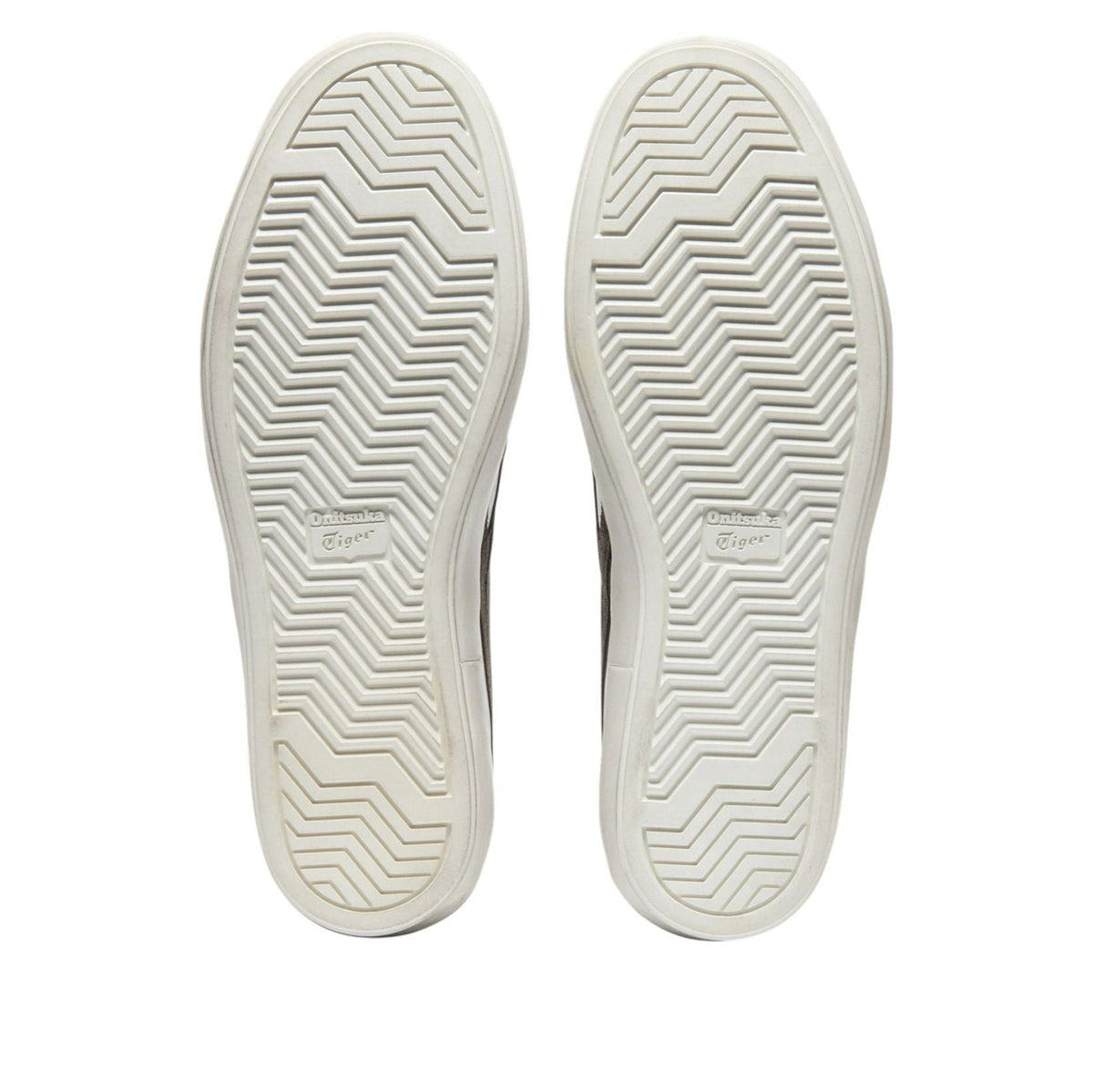 Onitsuka Tiger Mexico 66 Italian Made White Black, zoolprofiel met chevronpatroon en golfmotief