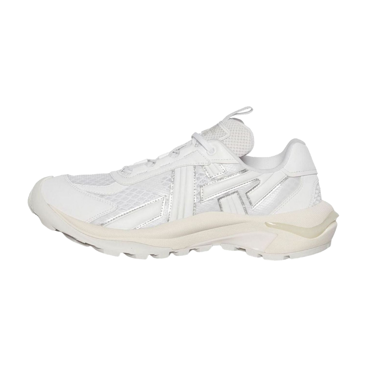 Onitsuka Tiger Tigtrail White, zijaanzicht met witte mesh, crème zool en grijze accenten