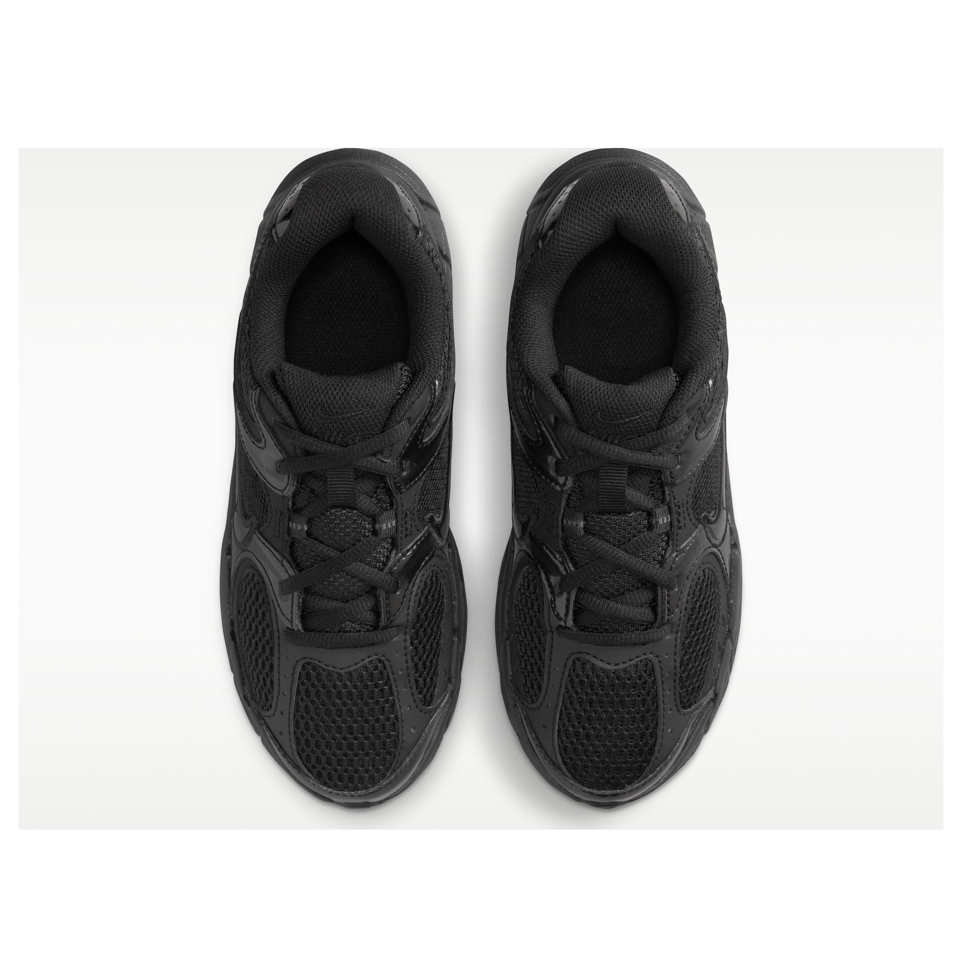 Nike V5 RNR Triple Black (GS)