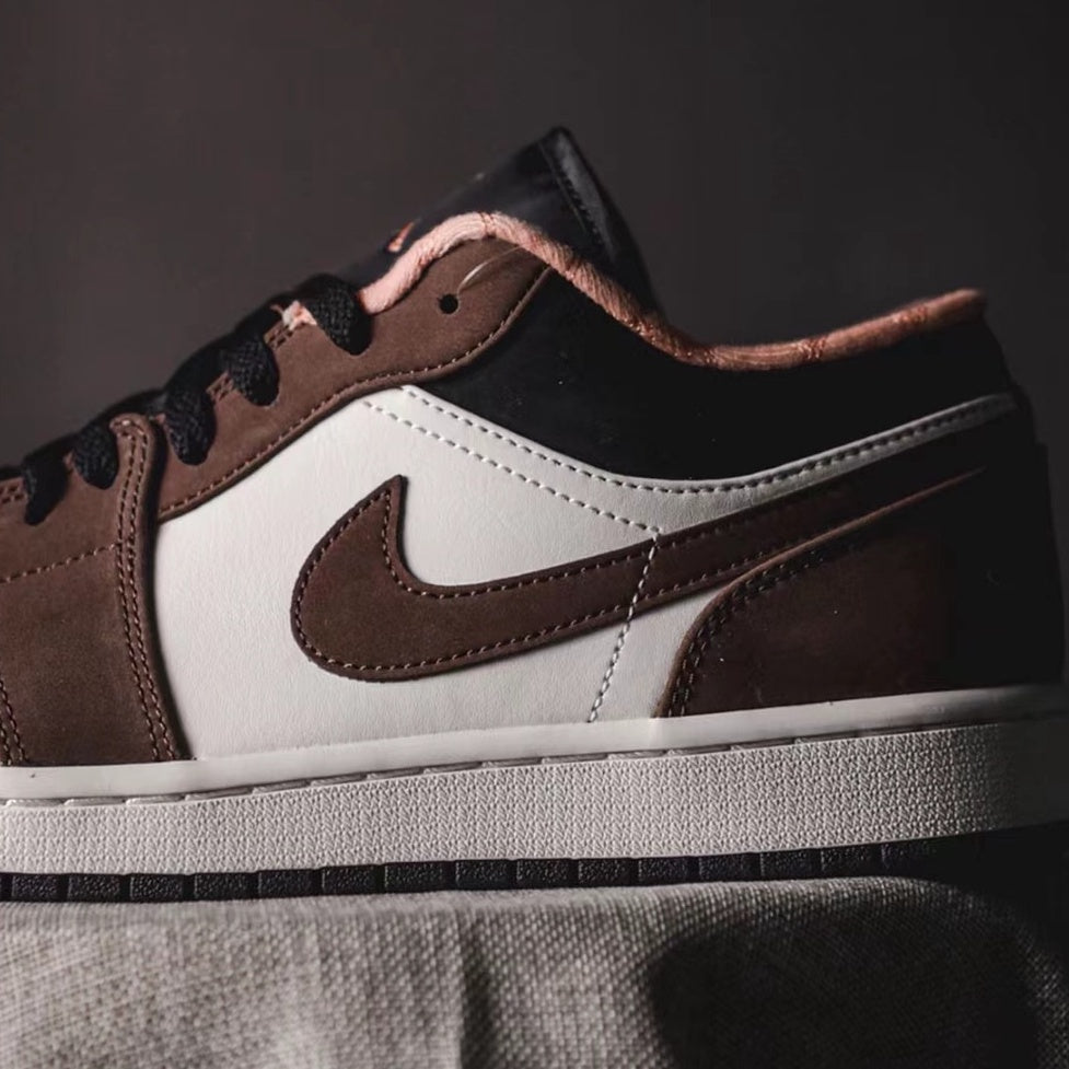 Air Jordan 1 Low Mocha