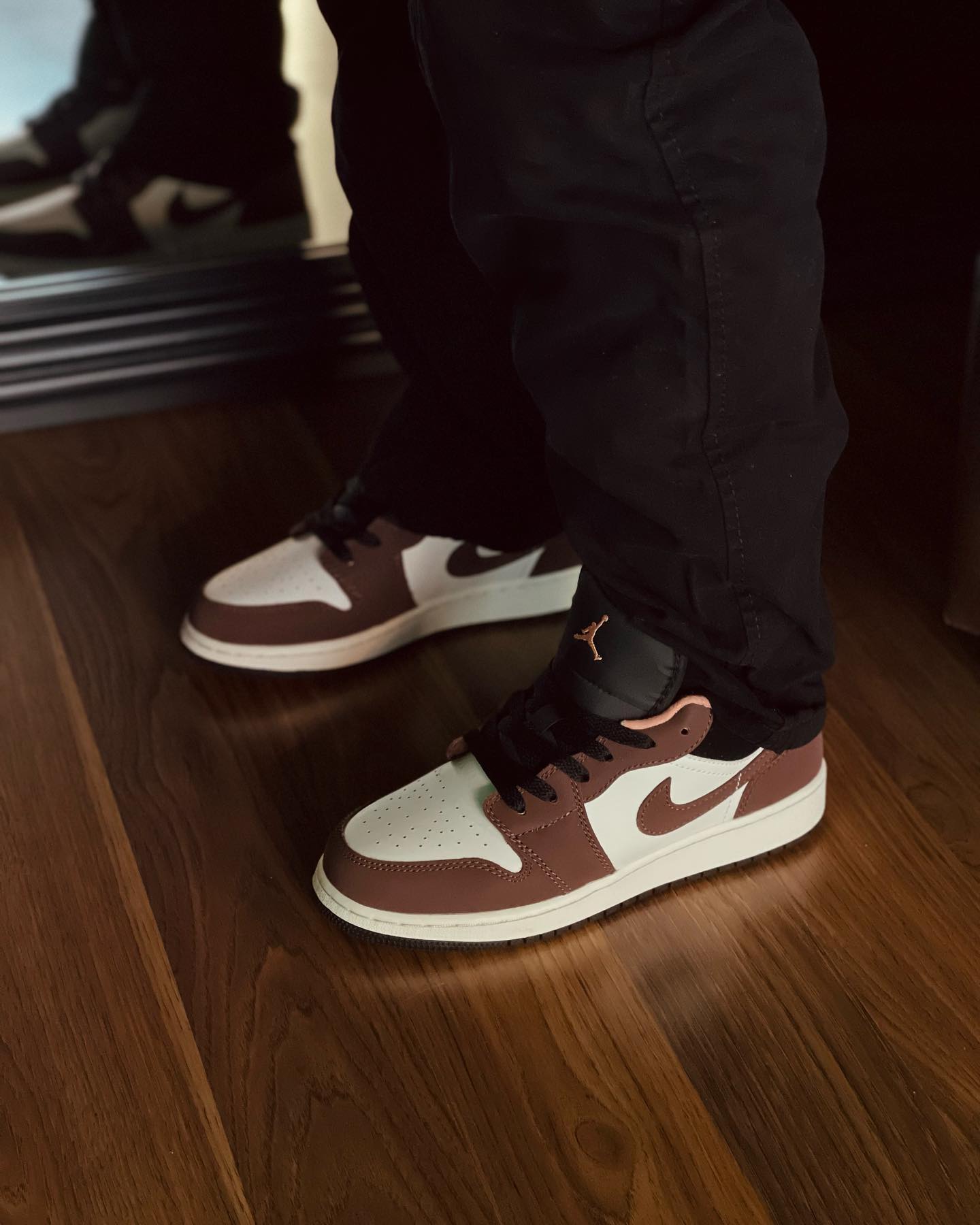 Air Jordan 1 Low Mocha