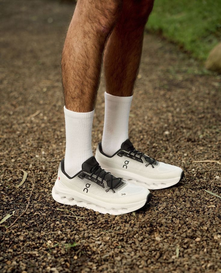 On Running Cloudtilt Black Ivory