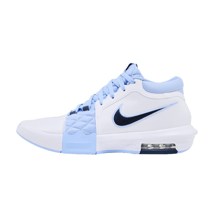 Nike LeBron Witness 8 UNC