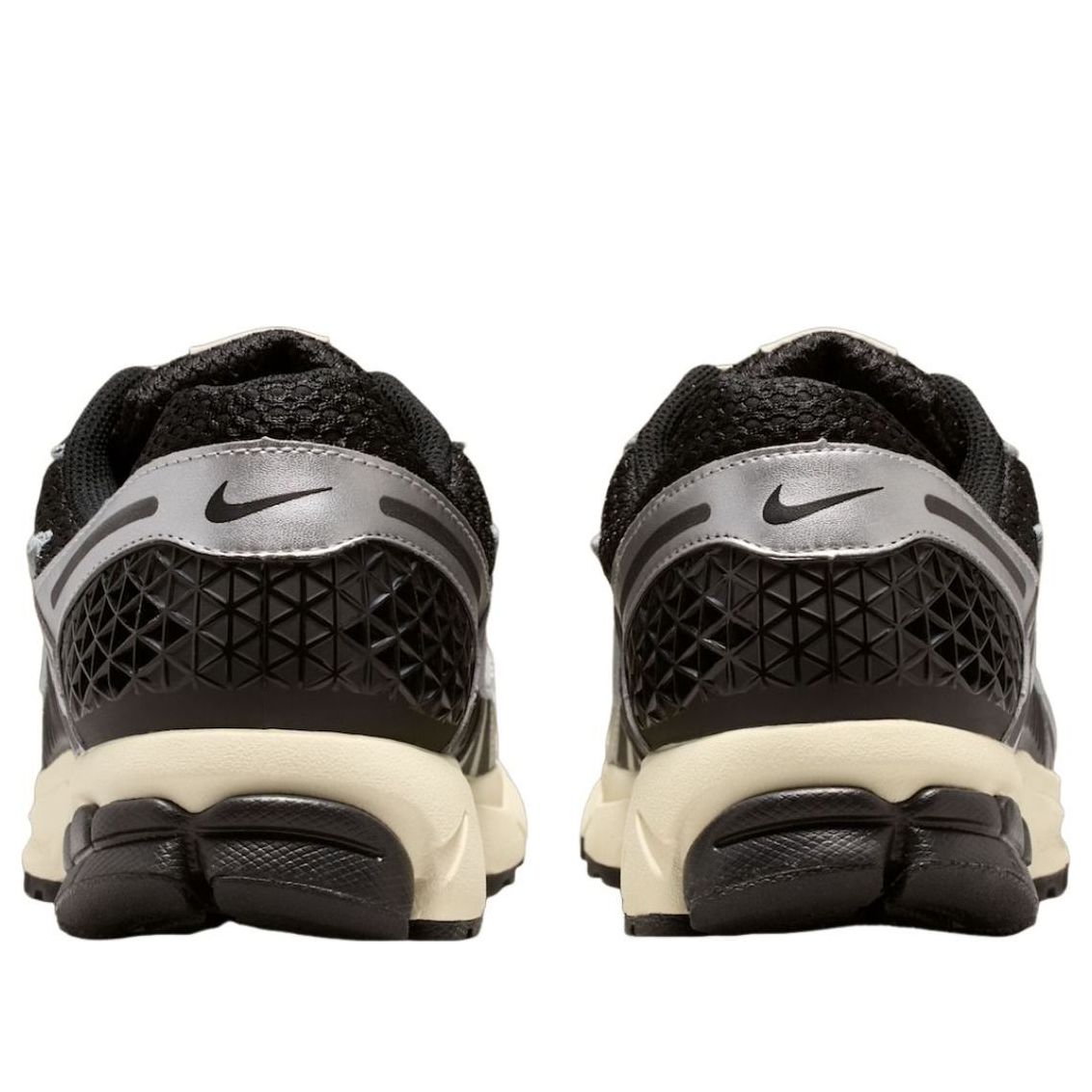Nike Zoom Vomero 5 Black Chrome