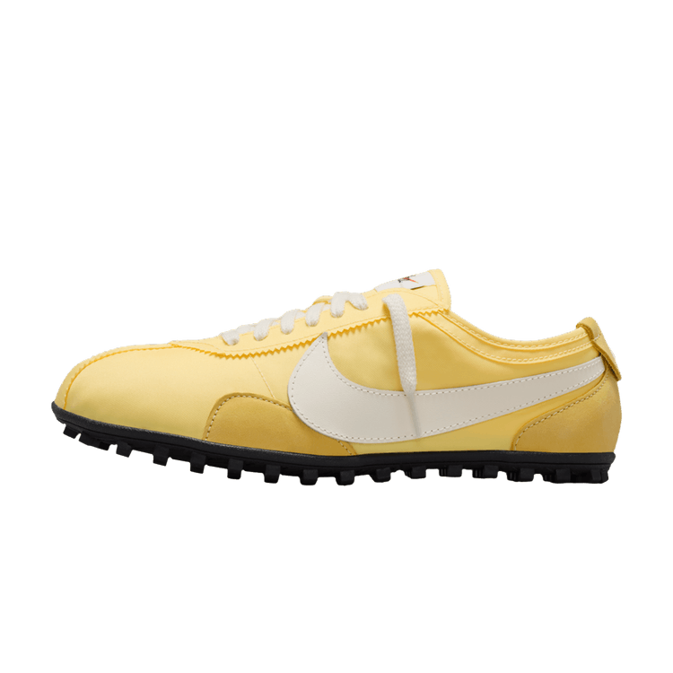 Nike Moon Shoe Soft Yellow