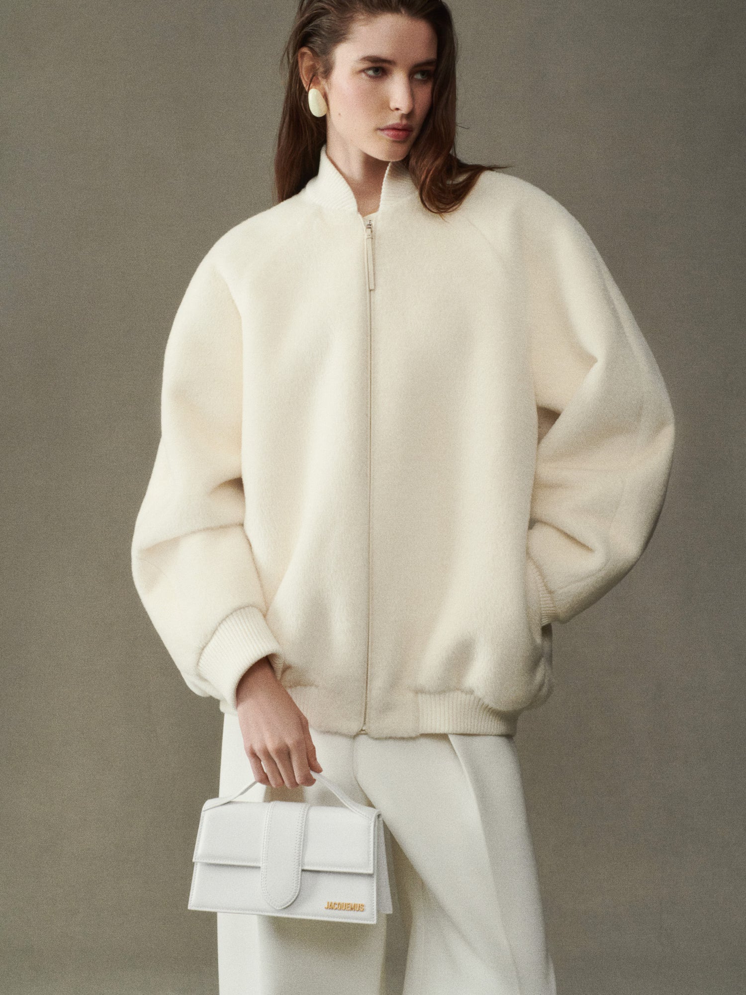 Jacquemus Le Grand Bambino White