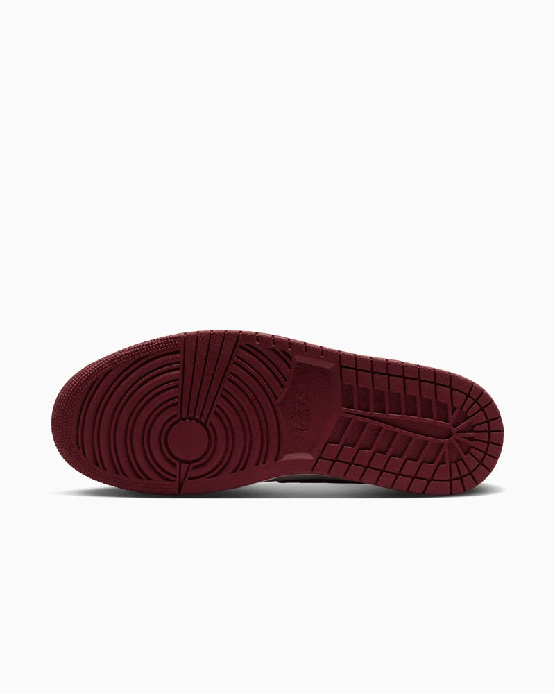 Jordan 1 Retro High OG Shadow Brown
