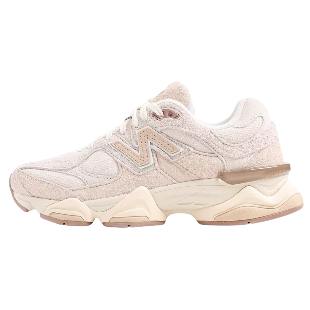New Balance 9060
Bisque Sea Salt